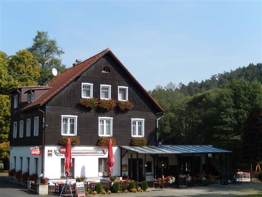 Fotografie pensionu a restaurace Ve Starém Krámě